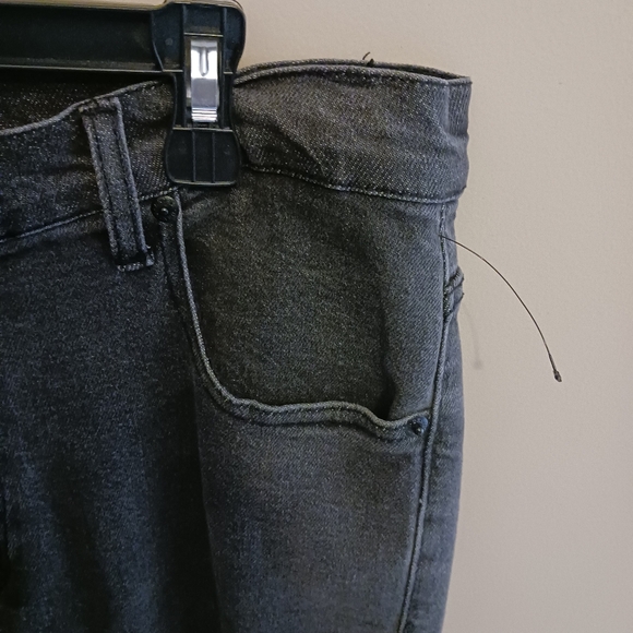 AKIRA Coal Black Jeans (NWOT) - Picture 6 of 8
